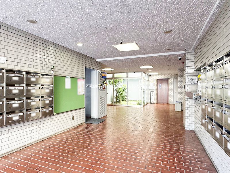 共用部写真（エントランス）