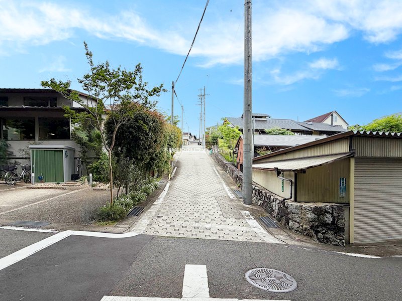 現地写真（前面道路含む現地写真）