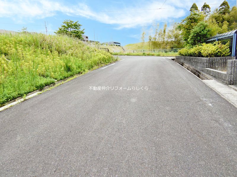 現地写真（前面道路含む現地写真）