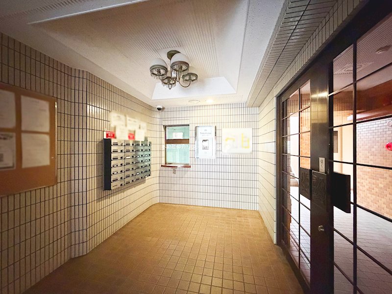 共用部写真（エントランス）