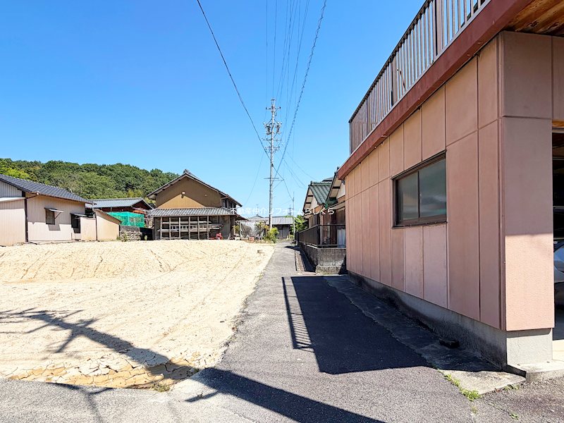 現地写真（前面道路含む現地写真）