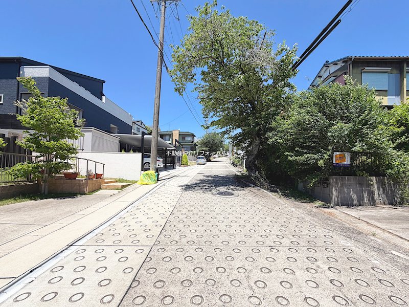 現地写真（前面道路含む現地写真）