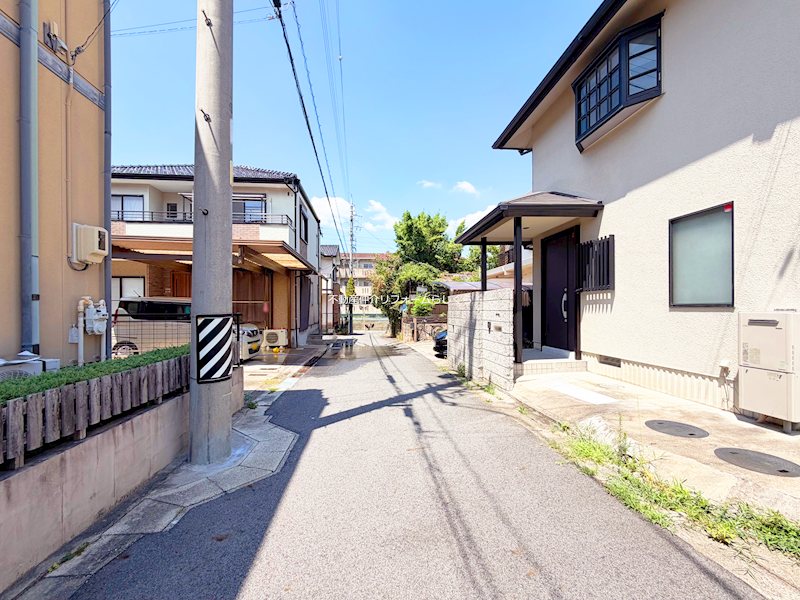 現地写真（前面道路含む現地写真）