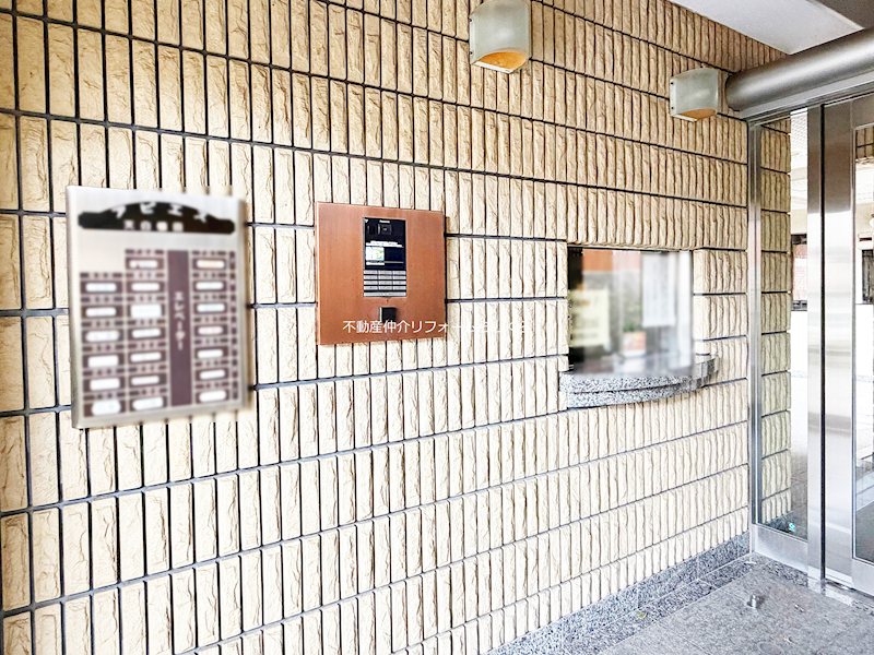共用部写真（エントランス）