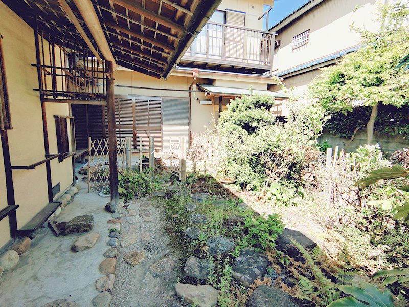 現地写真（庭）