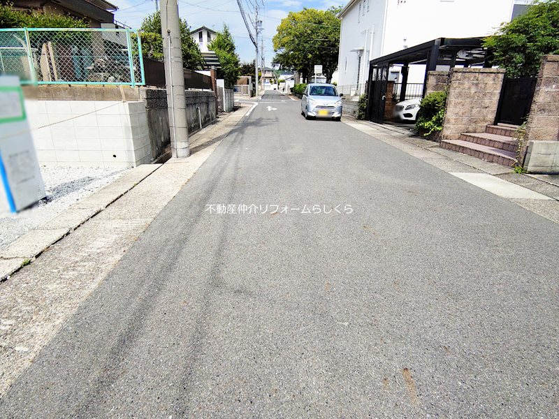現地写真（前面道路含む現地写真）