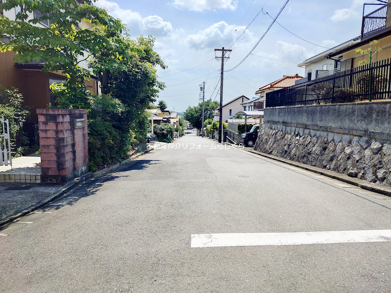 現地写真（前面道路含む現地写真）