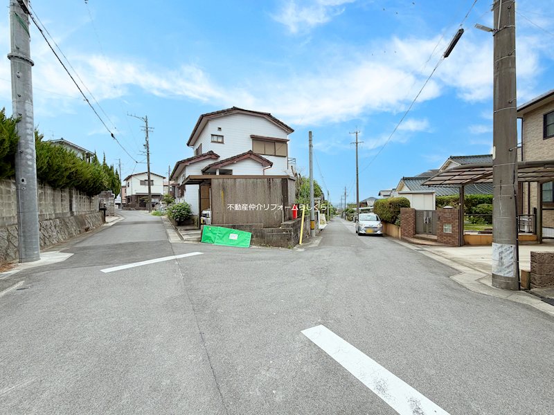 現地写真（前面道路含む現地写真）