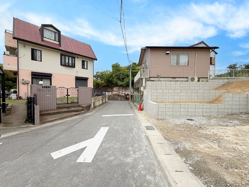 現地写真（前面道路含む現地写真）