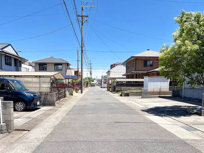 現地写真（前面道路含む現地写真）