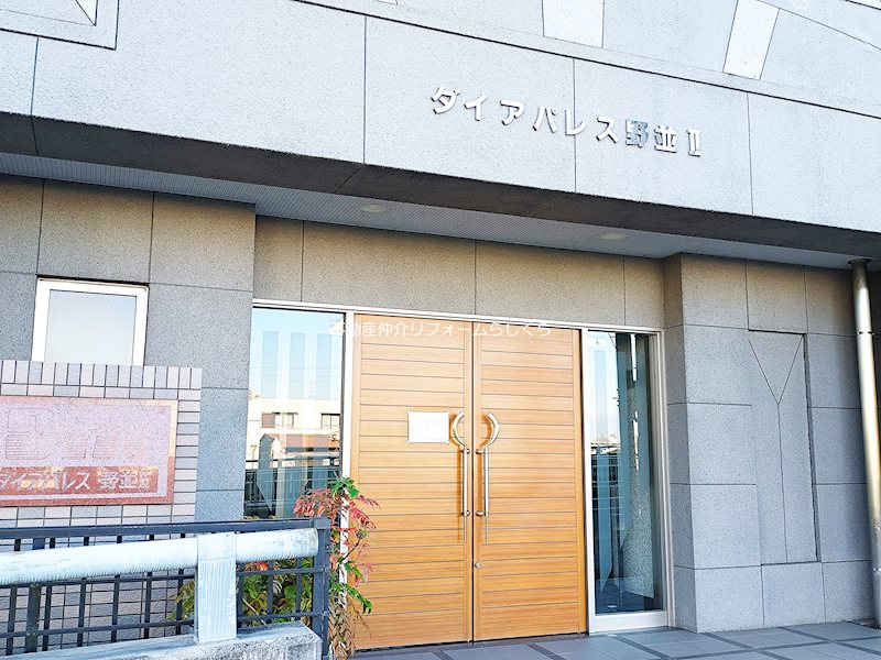 共用部写真（エントランス）