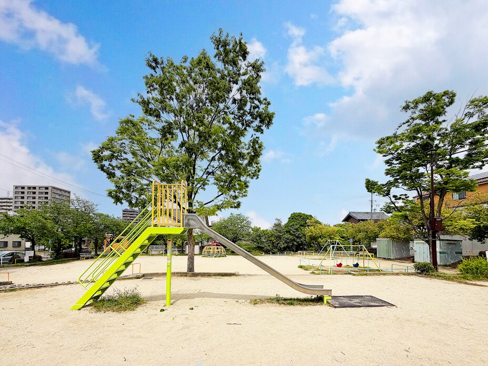 源右ヱ門公園