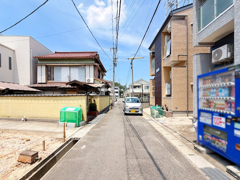 現地写真（前面道路含む現地写真）