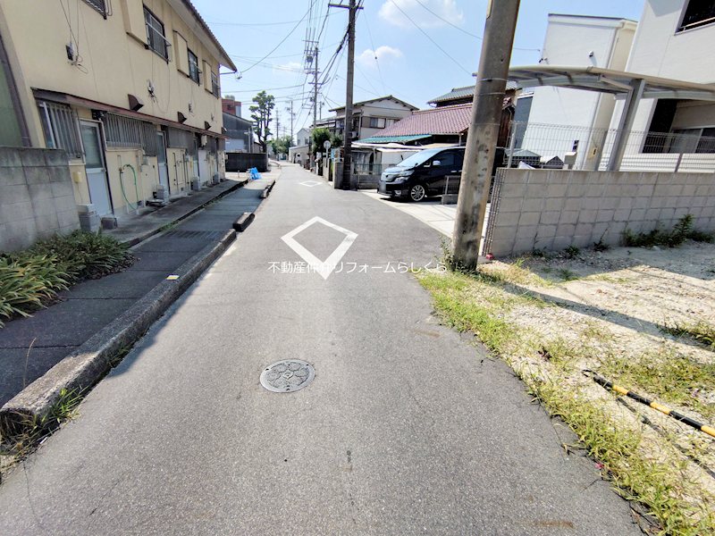 現地写真（前面道路含む現地写真）
