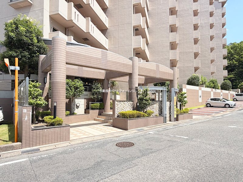 共用部写真（エントランス）