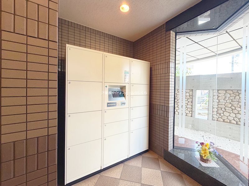 共用部写真（エントランス）