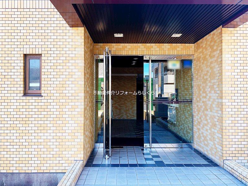 共用部写真（エントランス）