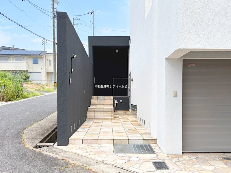 現地写真（玄関）