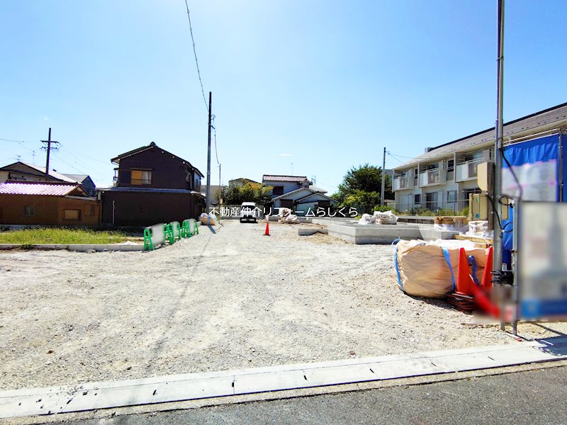 現地写真（前面道路含む現地写真）