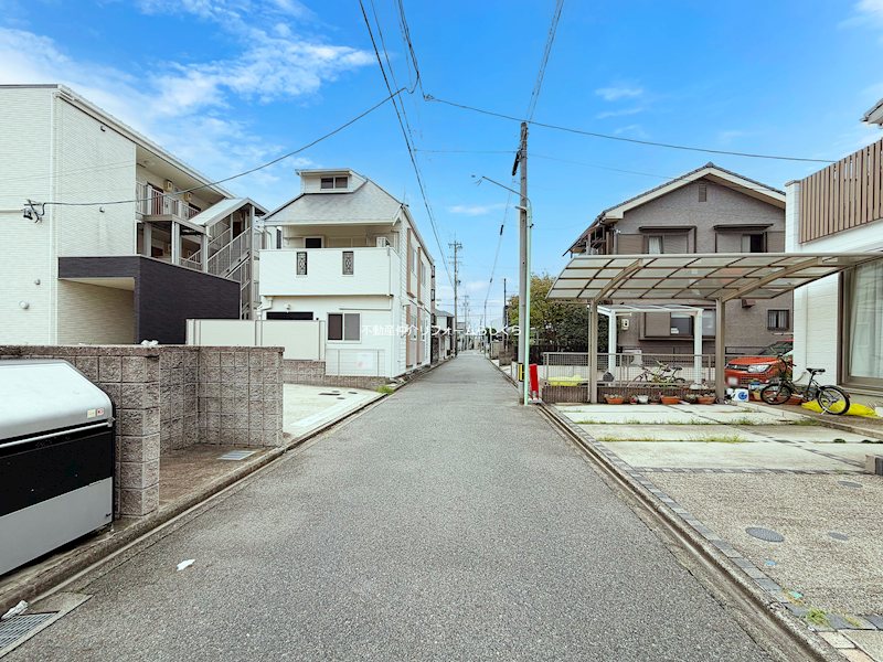 現地写真（前面道路含む現地写真）