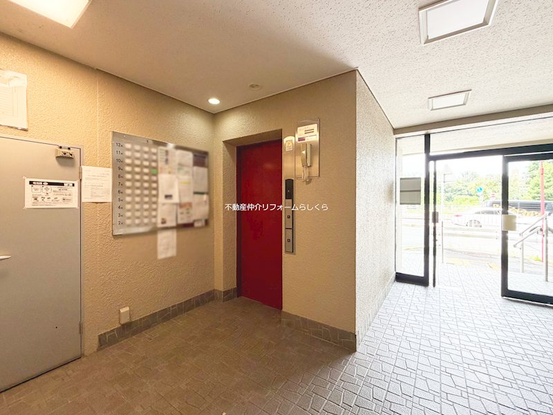 共用部写真（エントランス）