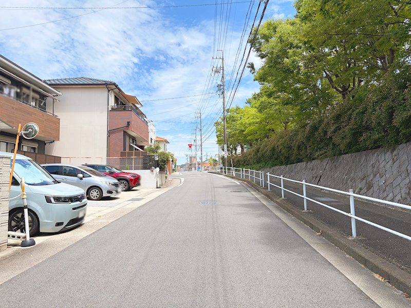 現地写真（前面道路含む現地写真）