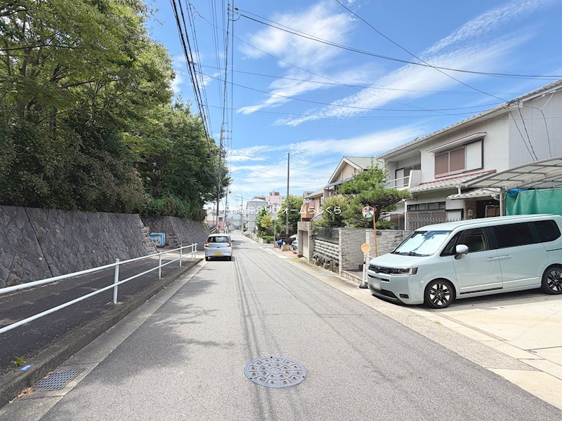 現地写真（前面道路含む現地写真）