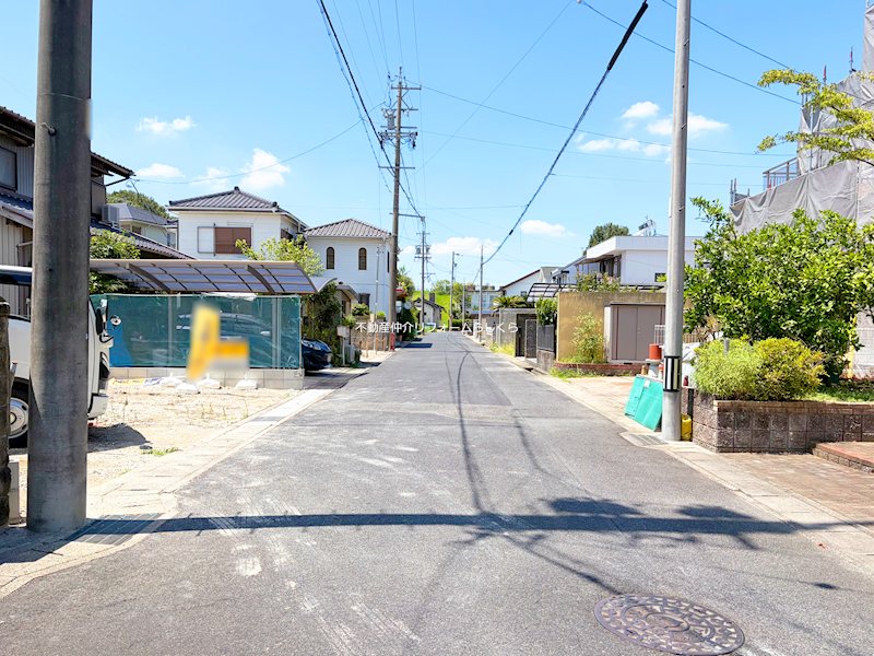 現地写真（前面道路含む現地写真）
