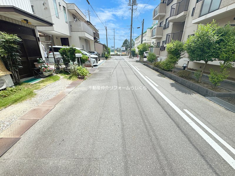 現地写真（前面道路含む現地写真）