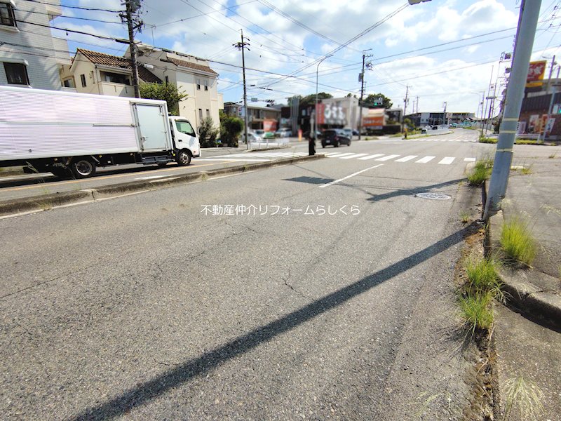 現地写真（前面道路含む現地写真）