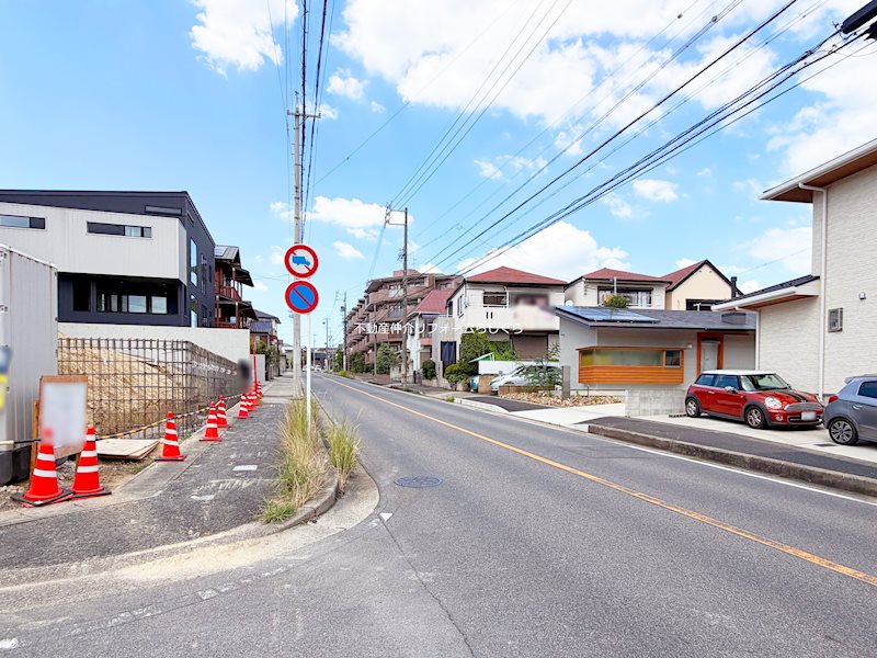 現地写真（前面道路含む現地写真）