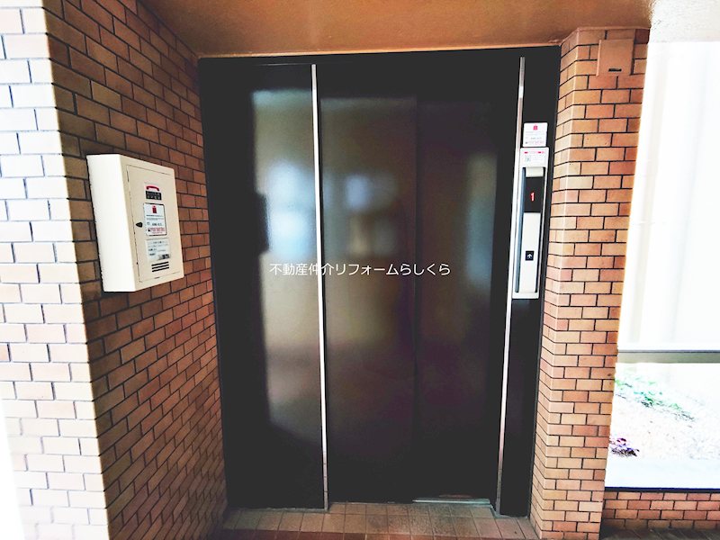 共用部写真（エントランス）