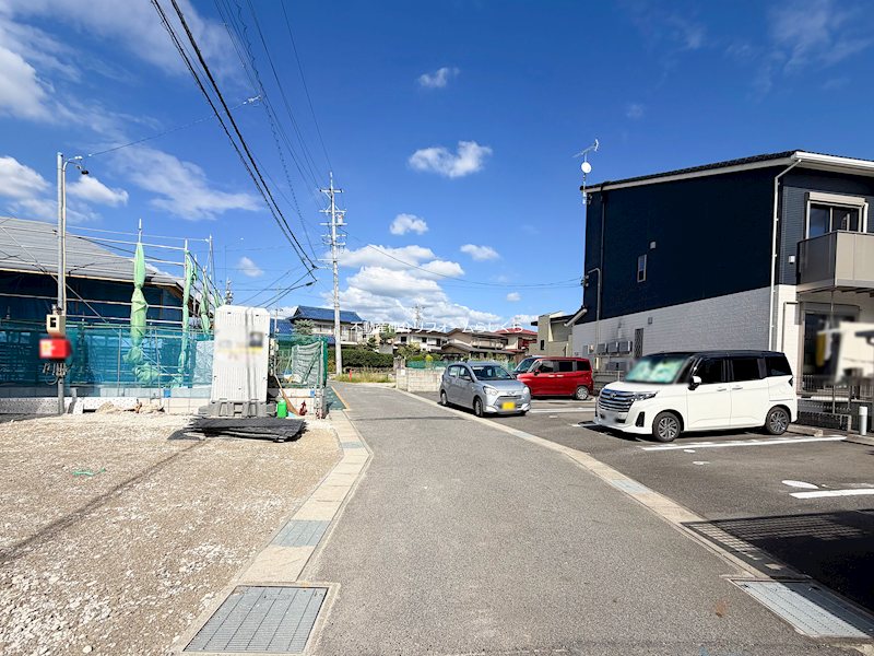 現地写真（前面道路含む現地写真）