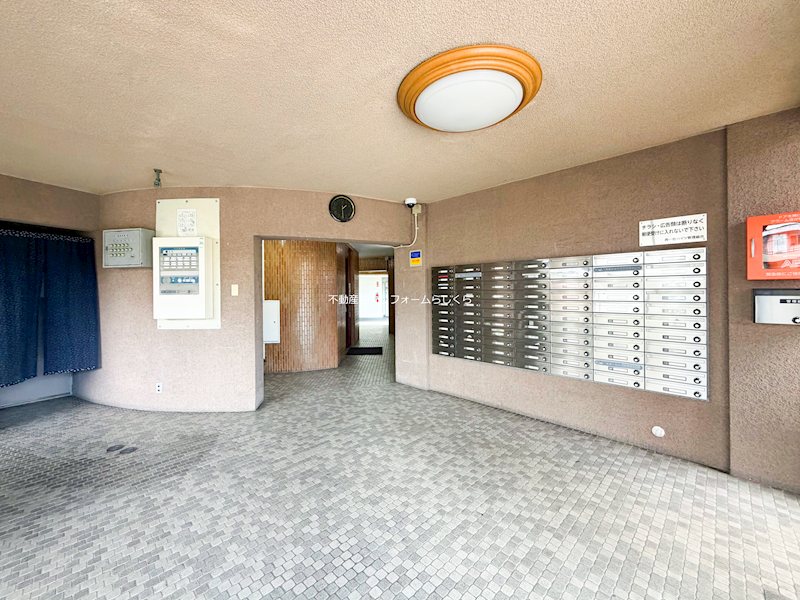 共用部写真（エントランス）