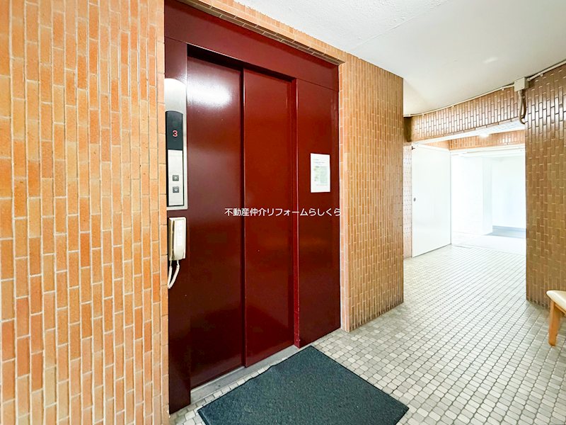 共用部写真（エントランス）