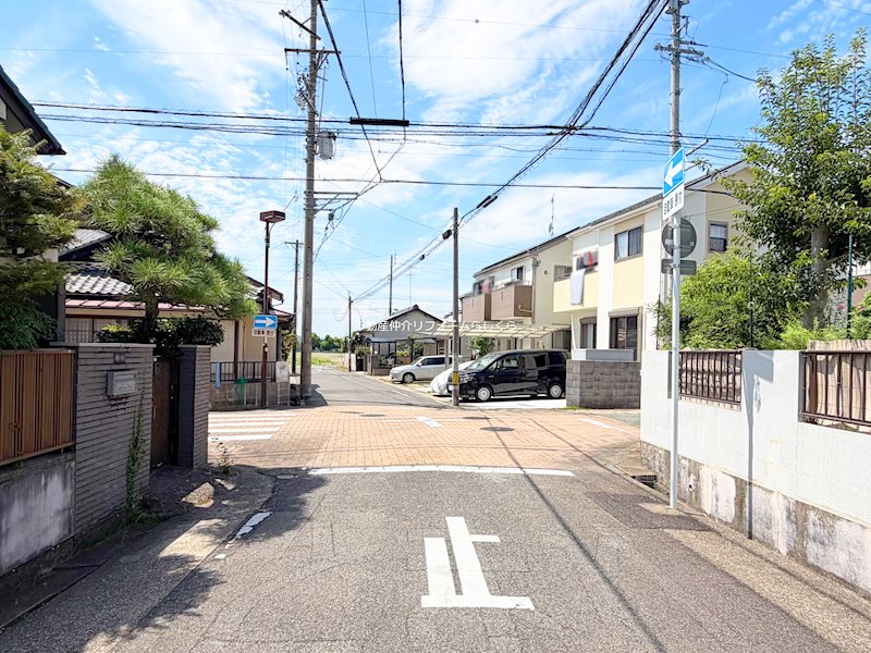 現地写真（前面道路含む現地写真）