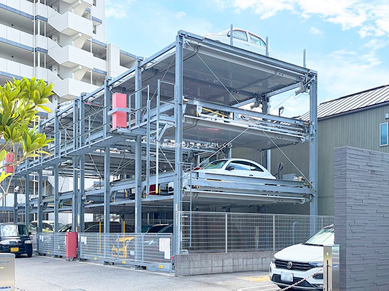 共用部写真（駐車場）