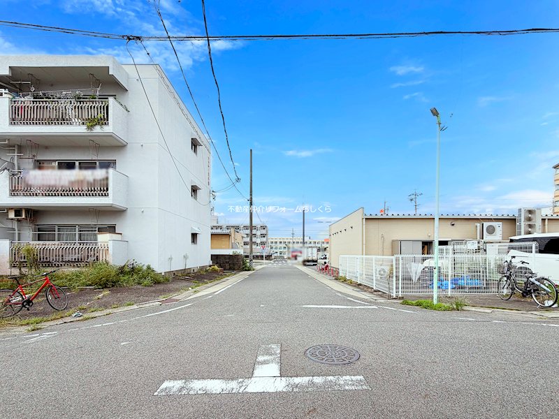 現地写真（前面道路含む現地写真）