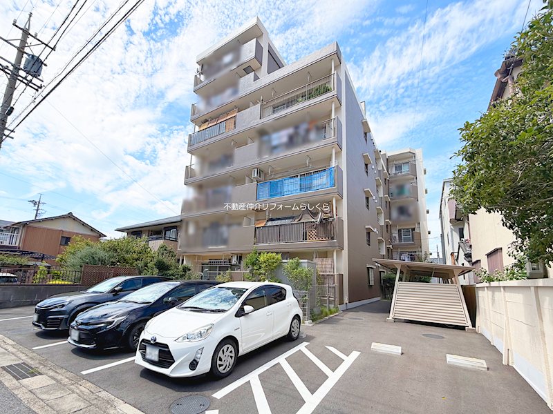 共用部写真（駐車場）