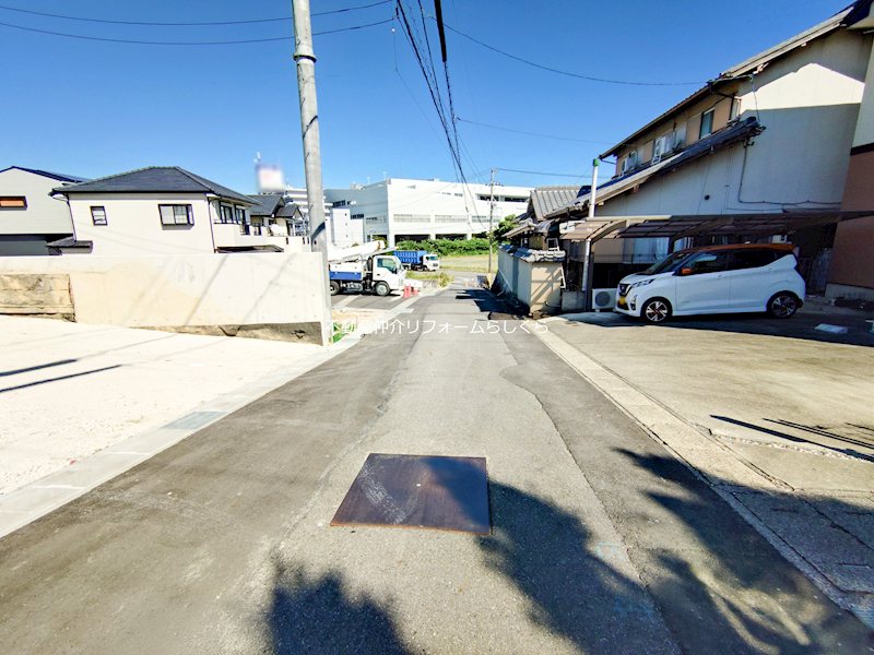 現地写真（前面道路含む現地写真）
