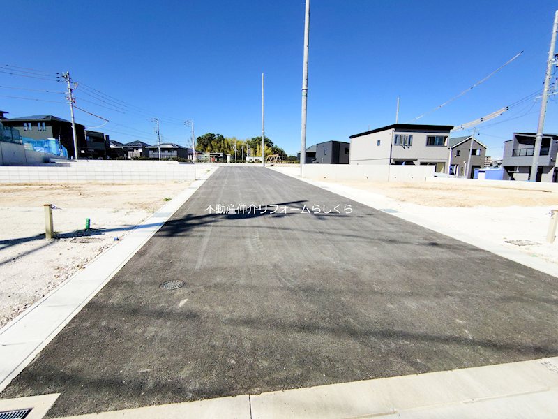 現地写真（前面道路含む現地写真）