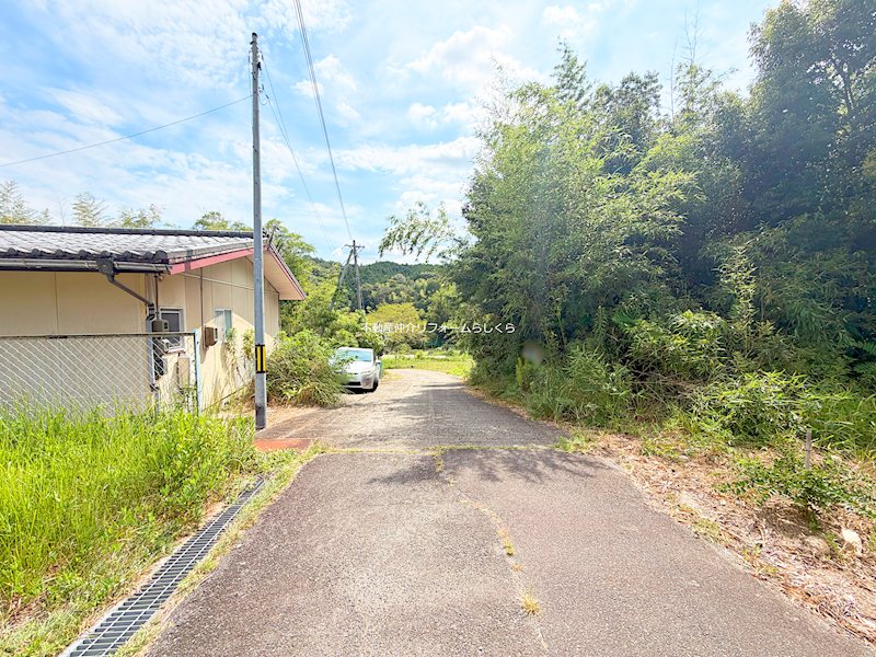 現地写真（前面道路含む現地写真）