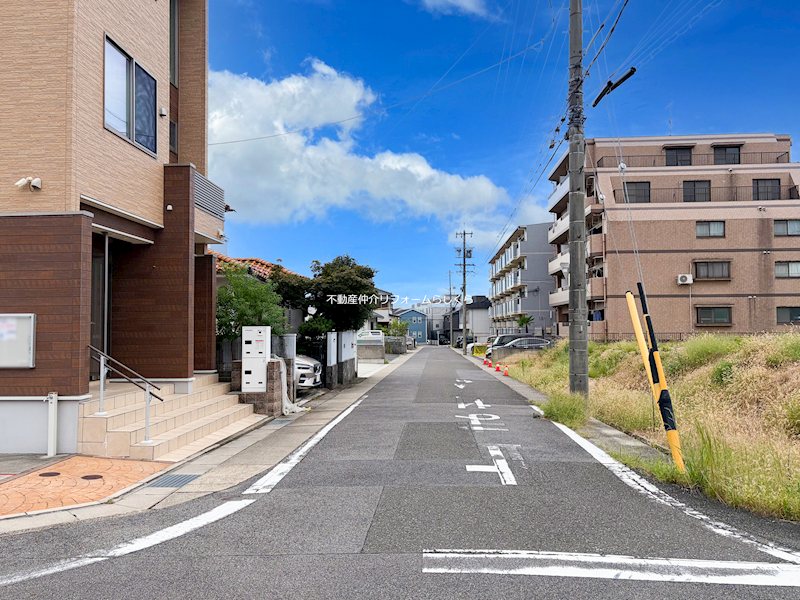 現地写真（前面道路含む現地写真）