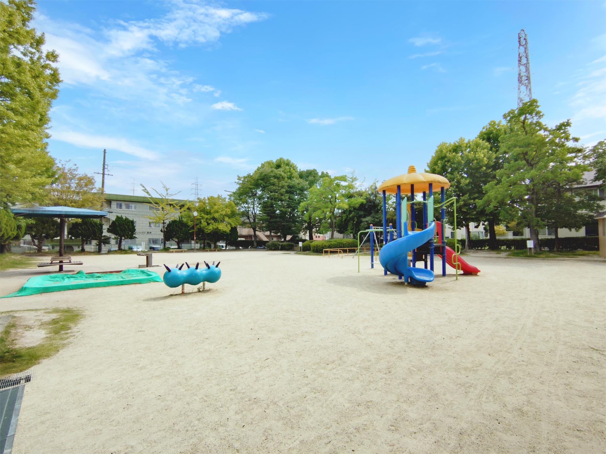 足狭間公園