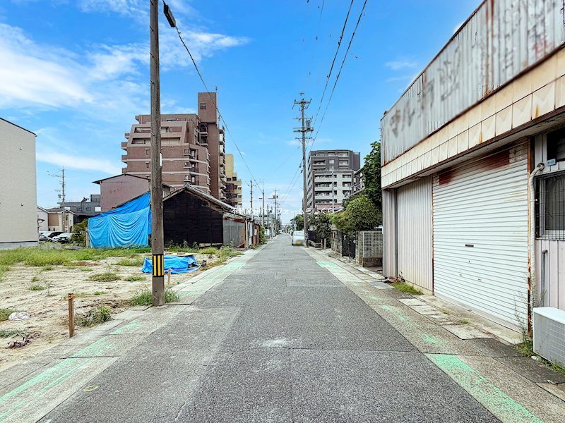 現地写真（前面道路含む現地写真）