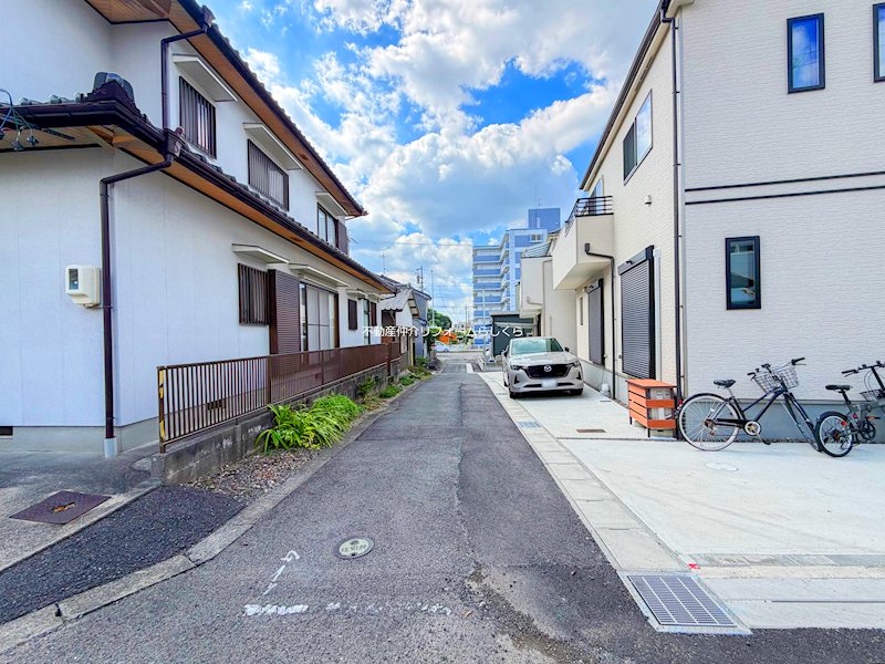 現地写真（前面道路含む現地写真）