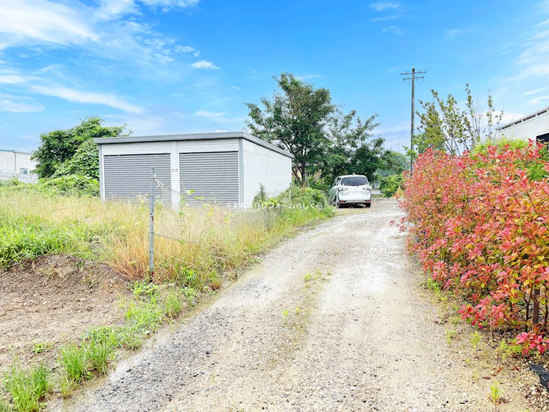 現地写真（前面道路含む現地写真）