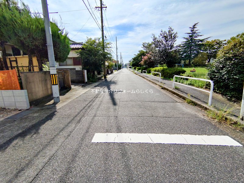 現地写真（前面道路含む現地写真）