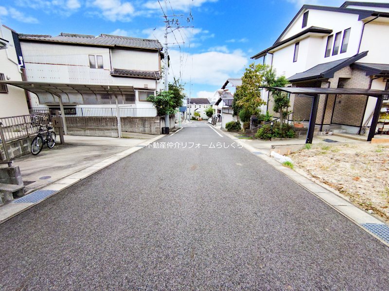 現地写真（前面道路含む現地写真）