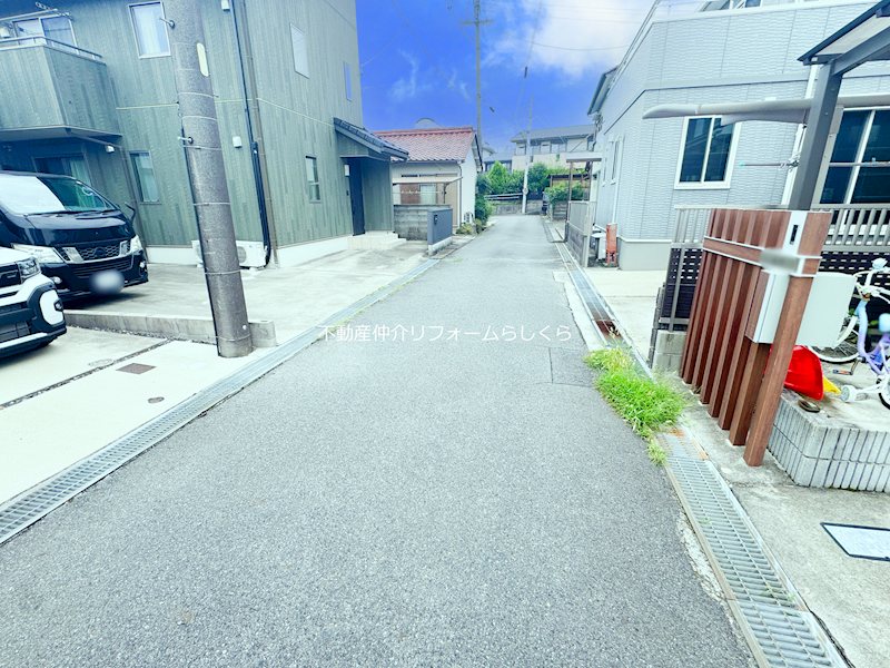 現地写真（前面道路含む現地写真）